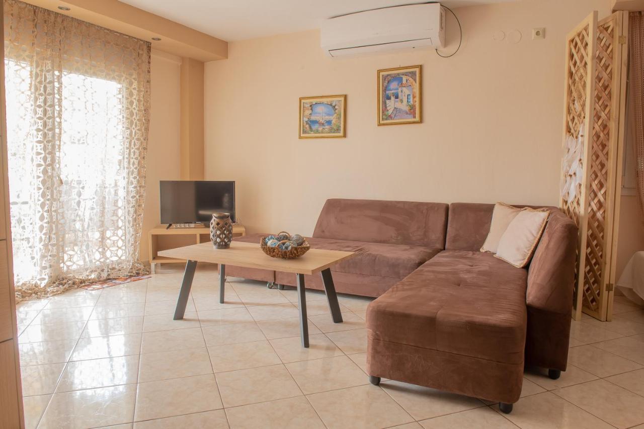 Garden Suite Néa Péramos Bagian luar foto