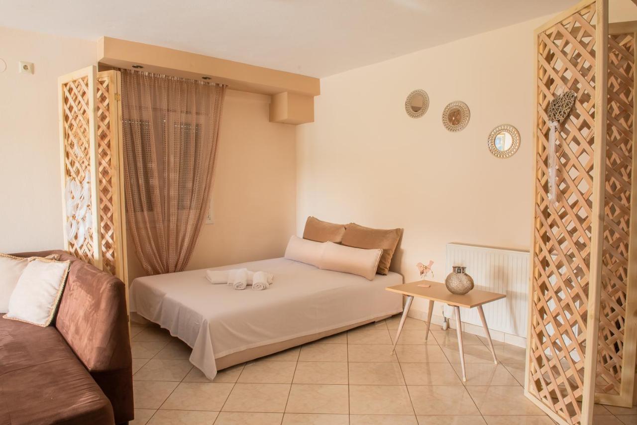 Garden Suite Néa Péramos Bagian luar foto