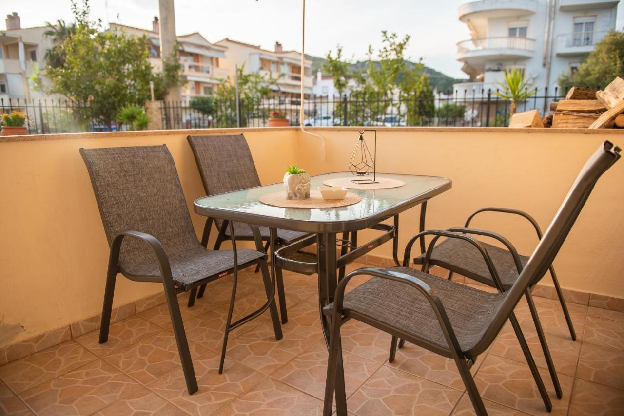 Garden Suite Néa Péramos Bagian luar foto